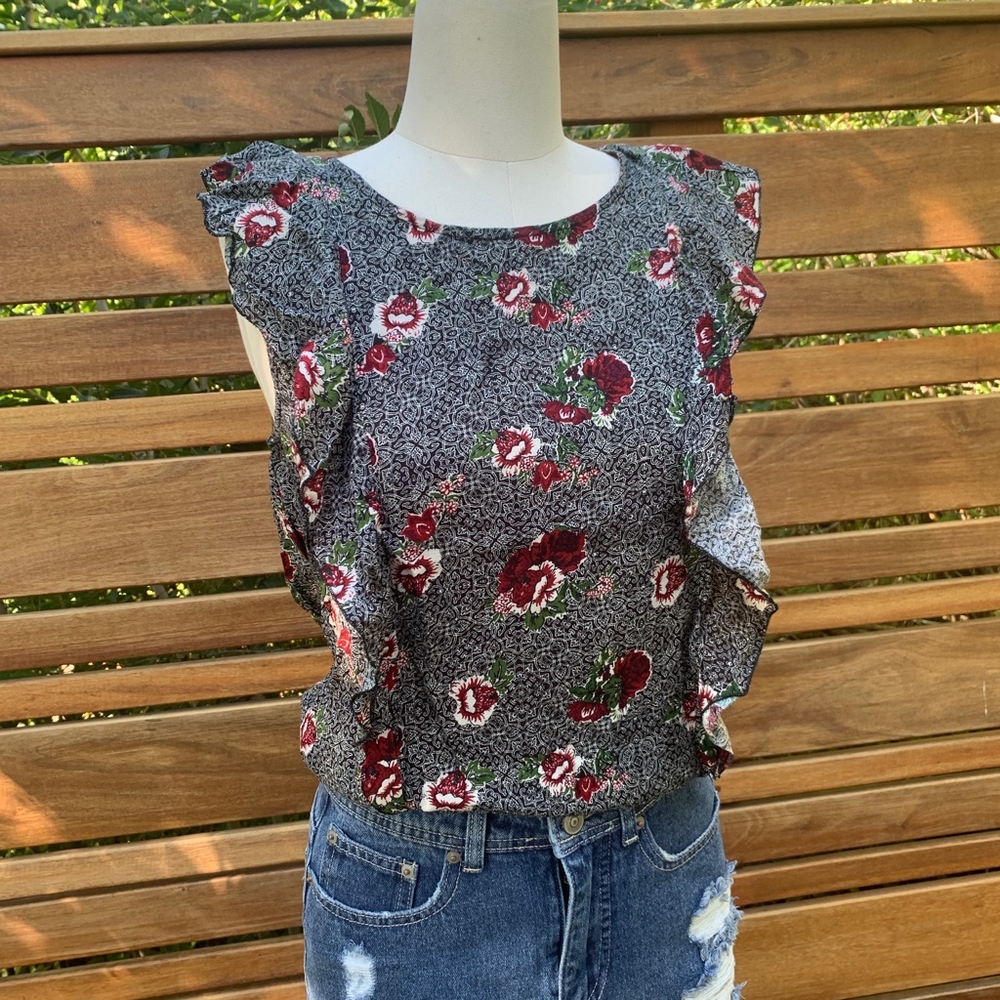 LUCKY BRAND FLORAL SLEEVELESS w RUFFLE DETAUK